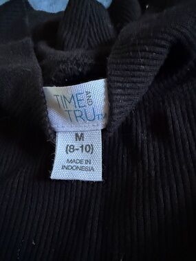 Time and Tru Men's Black Ribbed Crewneck Sweater